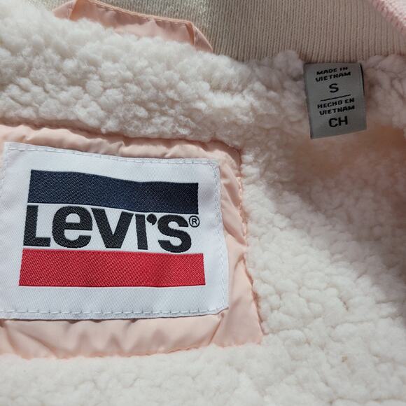 NWT Levi's Pink Peach Blush Diamond Quilted Bomber Jacket Snaps Pockets Small - Picture 5 of 5